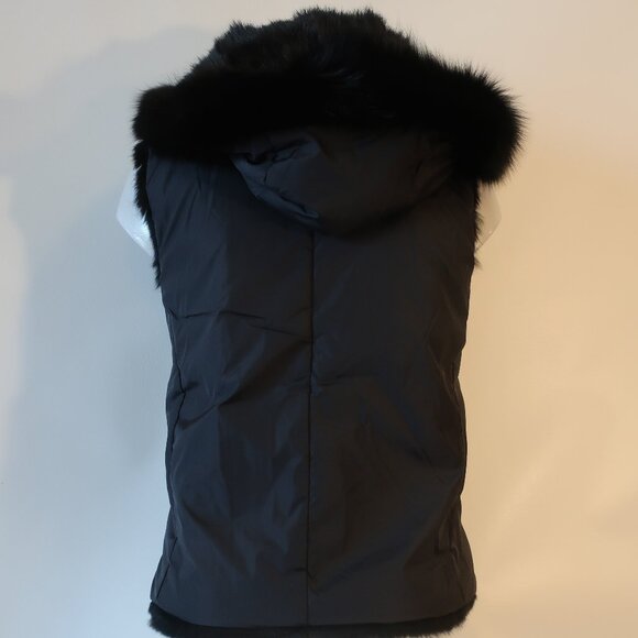 Women's Black Fur Vest - Picture 10 of 16